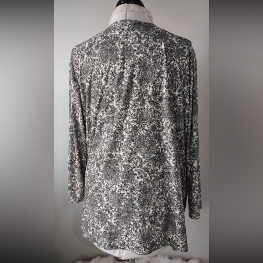 2X Tunic/ Blouse Rafaella Long Sleeve Black & White Floral Print crisscrossC5769 - Picture 2 of 5